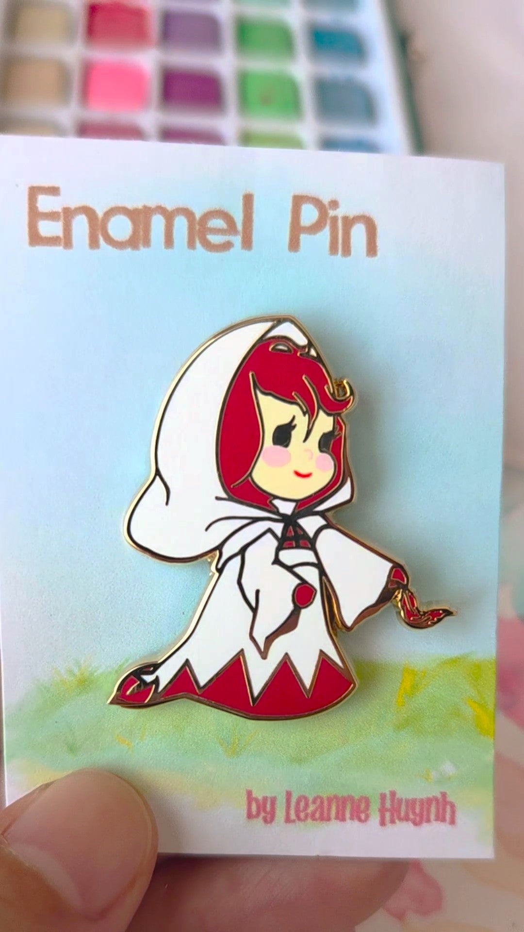 Final Fantasy White Mage Gold Enamel Pin